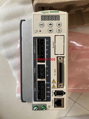 施耐德伺服驱动器LXM23DU10M3X,没包装