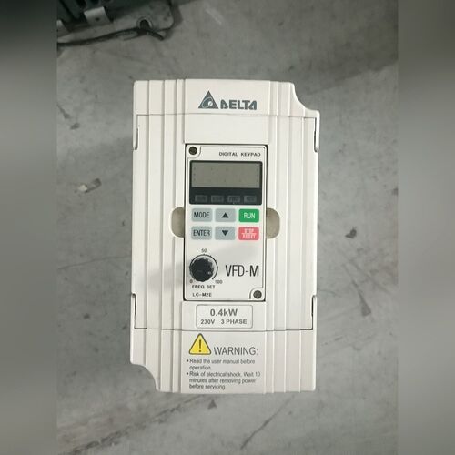 原装VFD-M系列VFD004M23A变频器0.4 议价