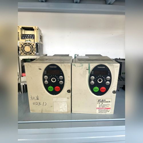 东芝变频器VFS11-4004PL-WN成色如图实物拍摄 议价