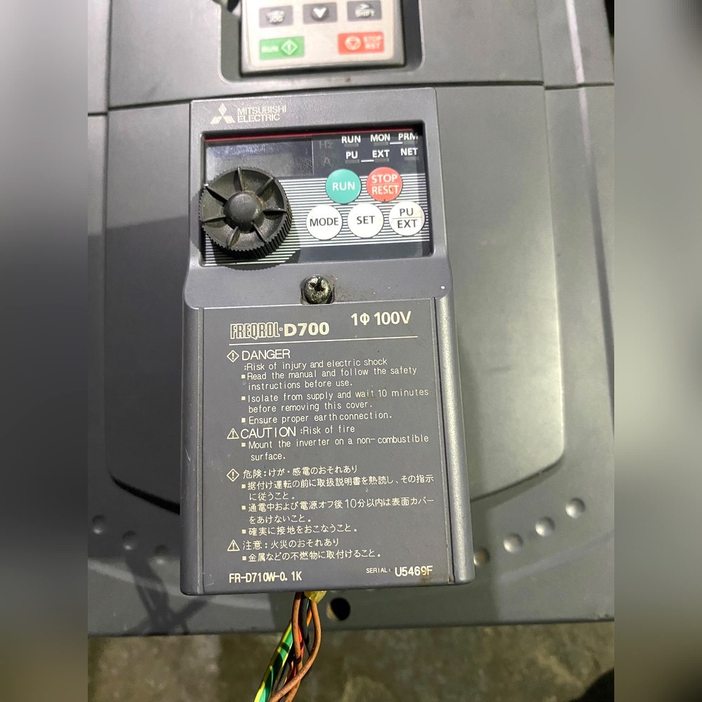 D710W-01K 三菱110V变频器w 外观成色不错 议价