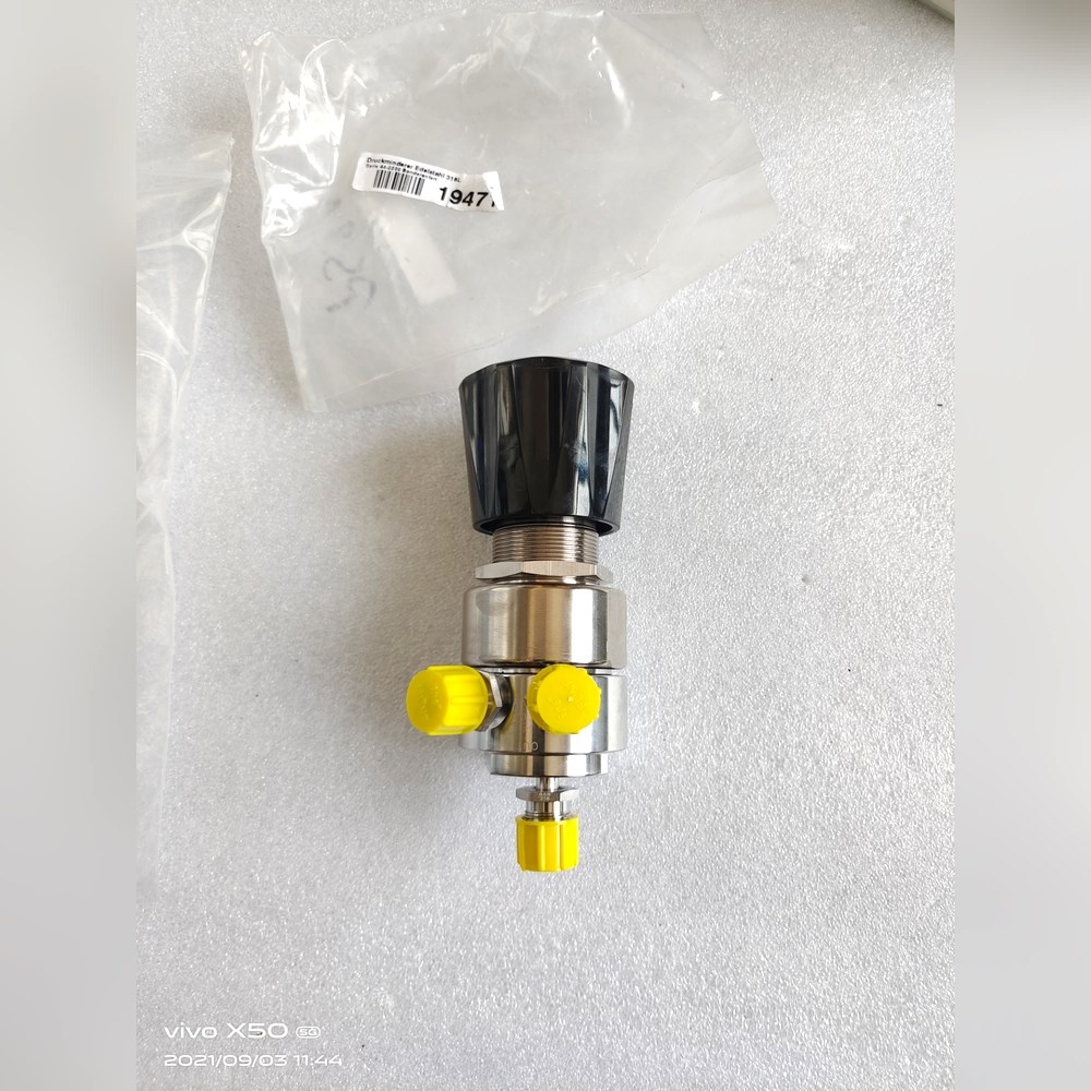 美国TESCOM 减压阀 44-2262-R92-875 议价