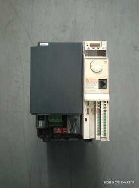 施耐德变频器 实物拍摄 功能包好 ATV32HU55N4Z 议价