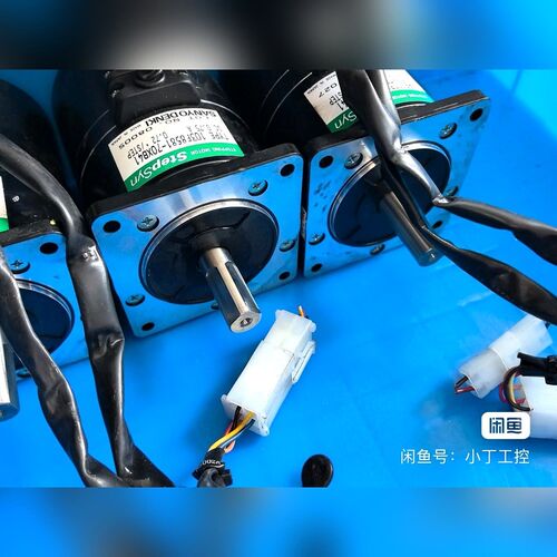 103F8581-70XB41步进电机功能包好+实物 议价