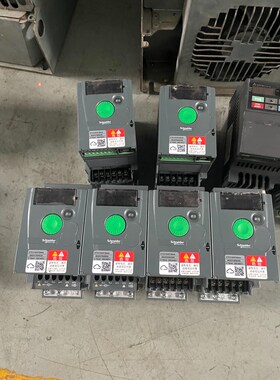 施耐德变频器ATV310H075N4A 成色漂亮0.75KW 议价