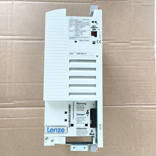 出9成新Lenze 伦茨 E82EV552-4C 变频器三 议价
