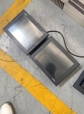 9成新施耐德触摸屏 XBTORT5330现货测试好保证质量 议价