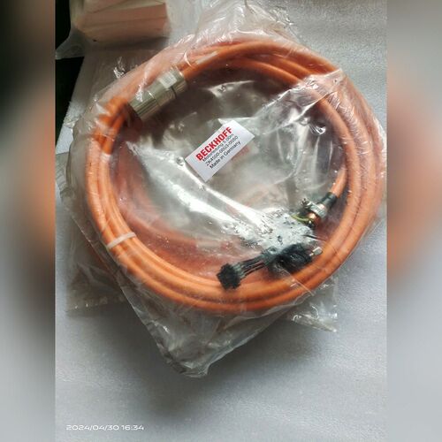 倍福ZK4500-0003-0050伺服电机电缆5米实 议价