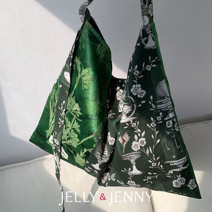 收集者绿小众设计帆布包高级感单肩帆布袋通勤包女B32