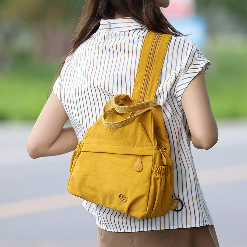 妈妈多用双肩包女2025百搭牛津布户外旅游通勤小背包女士斜挎胸包