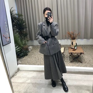 韩式复古羊毛呢西装外套百褶裙套装女2024秋冬小香风夹羽绒两件套