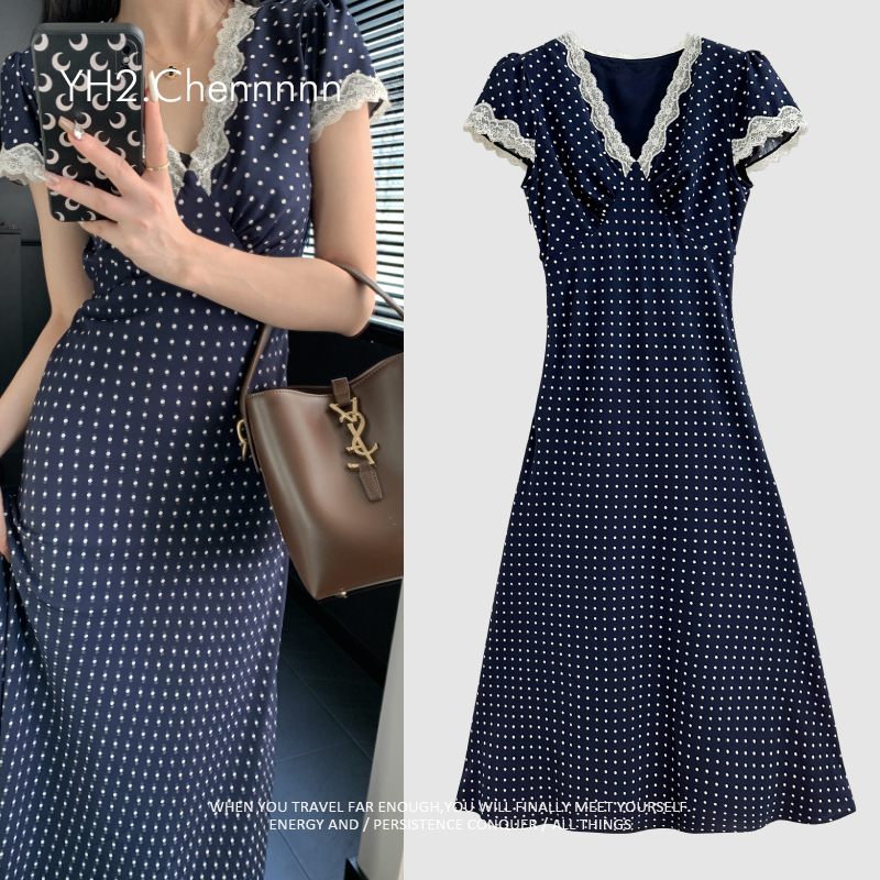 南法假日复古蕾丝拼接法式连衣裙