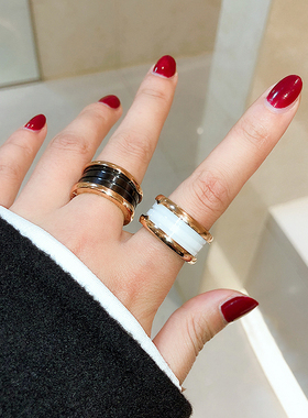 欧美个性黑陶瓷食指戒指钛钢玫瑰金情侣戒指环男女对戒饰品不褪色