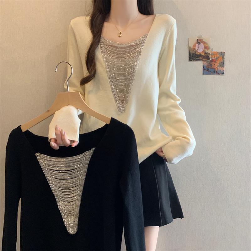 实拍高级感珠条蕾丝拼接针织毛衣女冬大码温柔风别致漂亮针织衫