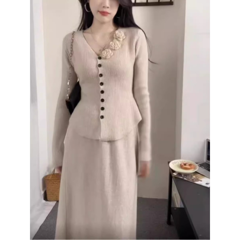 秋冬穿搭针织开衫半身裙套装