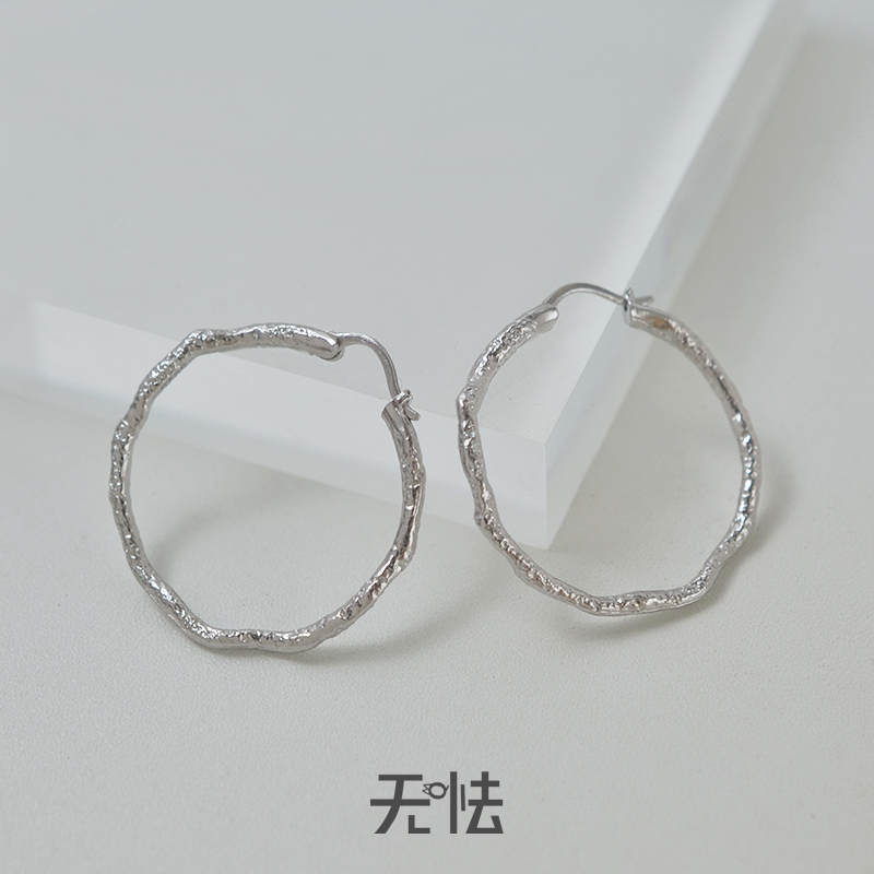 无怯个性时尚纯银不规则锡箔耳圈