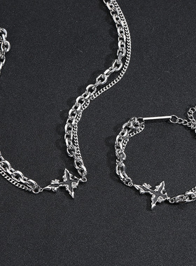 暗黑十字架项链美式男款百搭小众潮流钛钢不掉色女冬季高级感配饰