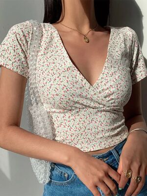 Summer French retro floral V-neck short-sleeved T-shirt Slim