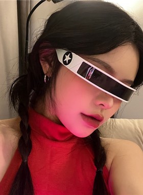 长方形科技感男女Y2K千禧墨镜女