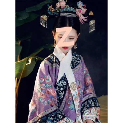格格年轻贵妃清代旗装汉服女套装