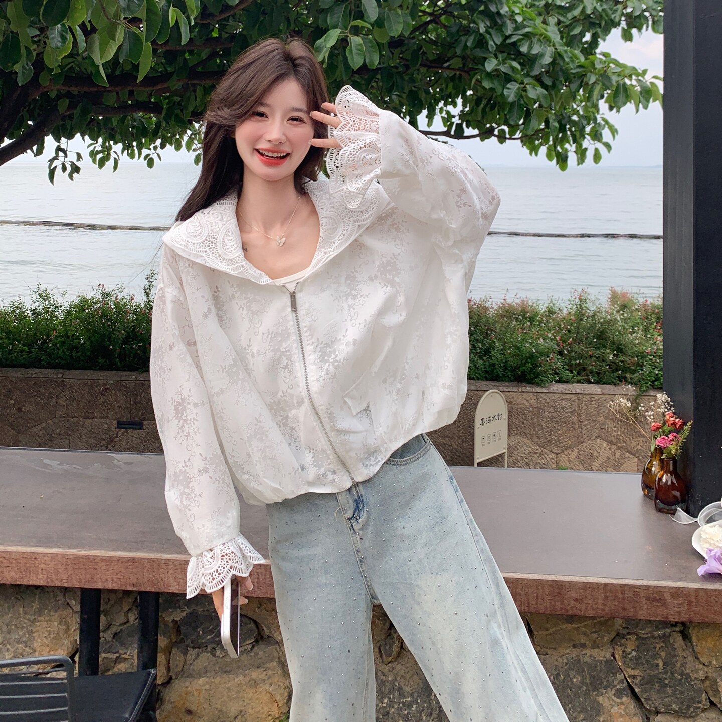 白色蕾丝镂空防晒连帽外套女夏