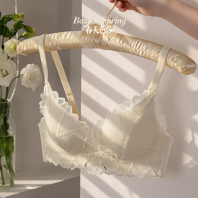 内衣女小胸少女生聚拢纯欲薄款无钢圈收副乳防下垂2021新款文胸罩