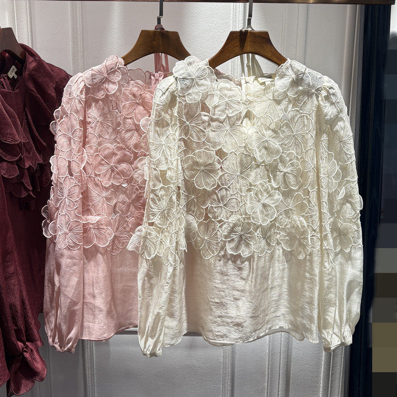 南油2026春季新品女装立体花朵拼接拉链圆领套头衬衫泡泡袖上衣仙