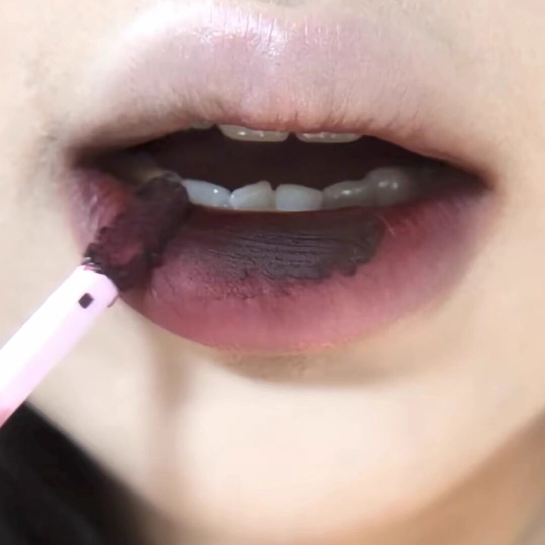 厌世感！girlcult构奇唇釉硝烟玫瑰暗黑系朋克风恶女色万圣节口红