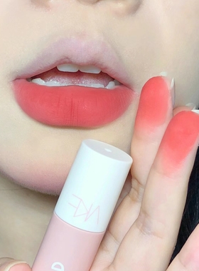 怎么涂都显白！韩系嫩妹伪素颜 西柚蜜桃色口红 akf唇泥em21 正品