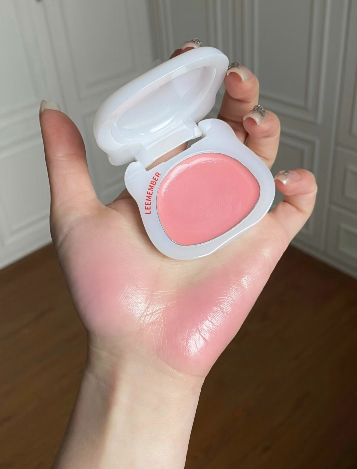 淡颜舒适区！荔萌水光腮红多用膏lg12蜜桃粉嫩粉色透明感水光肌