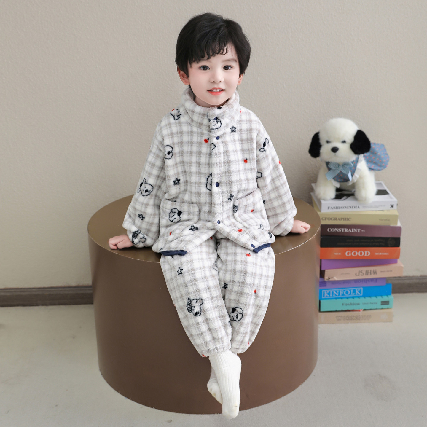 男童睡衣珊瑚绒两件套2026新款秋冬季儿童可爱加绒保暖家居服套装