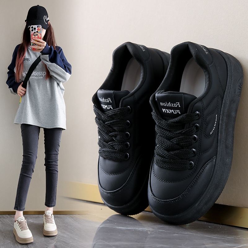 皮面防水黑色工作鞋女秋季软底防滑不累脚厨房餐厅上班运动鞋34码