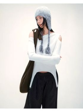 越在线越南小众品牌Cuddle新款纯色圆领路肩长袖小心机T恤