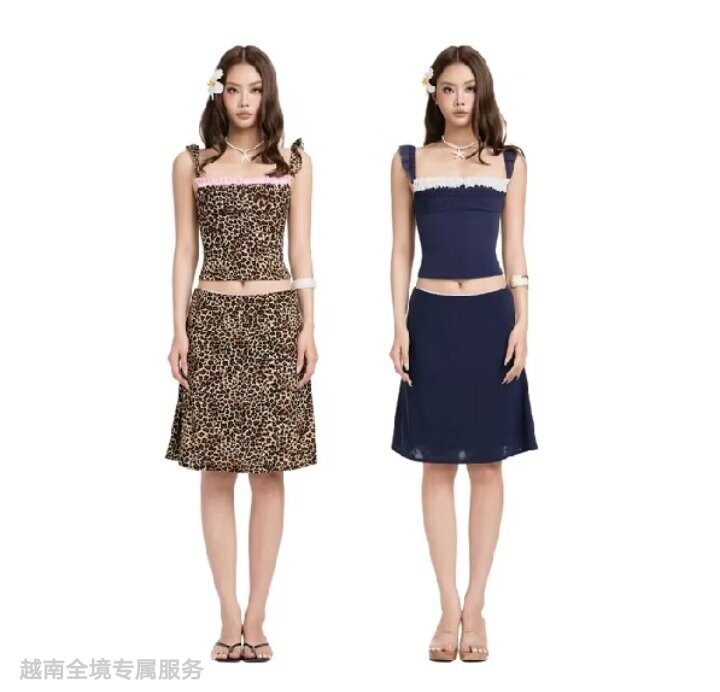 越在线越南小众Healingg新款辣妹风抹胸花边吊带+A字半身裙套装