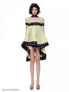 越在线越南小众doublebizz新款 含挂脖 性感一字肩波点拼接抹胸短裤