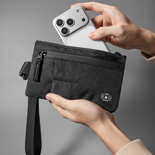 旅行防盗刷护照包随身携带证件包男款多功能钱包卡包一体手机包