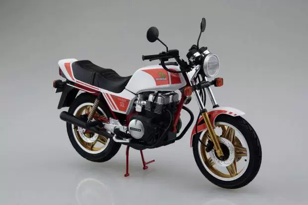 Qingdao Society сборка 1/12 Honda NC04 Super Hawk3R 06445 пятно