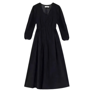 孕妇连衣裙春秋2026新款黑色宽松显瘦减龄法式高级感长袖中长款女