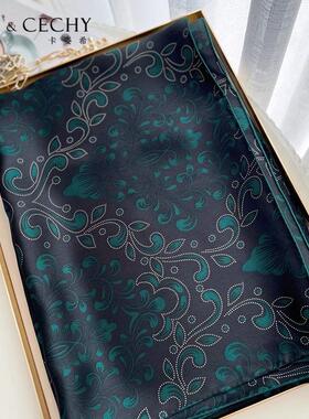 KAACECHY真丝丝巾女绿色图腾披肩围巾时尚洋气桑蚕丝大方巾礼盒装