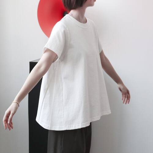 胖MM大码300斤极简穿搭松弛感白色短袖T恤女夏季纯色韩系百搭上衣
