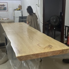 整张原木板定制松木自然边大板桌实木办公桌面板榆木餐桌吧台桌板