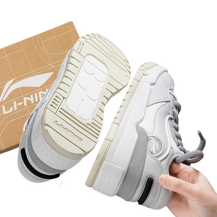 李宁运动鞋男子2025冬季新款001 BTC MEGA软弹板鞋百搭经典休闲鞋