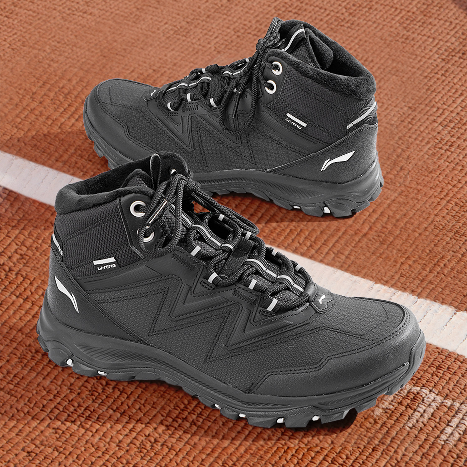李宁加厚户外休闲鞋男款革面高帮冬季新款保暖缓震防滑运动鞋男鞋