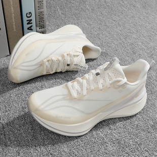 女子赤兔8PRO透气百搭潮流竞速回弹运动跑步鞋 李宁2025秋季 新款