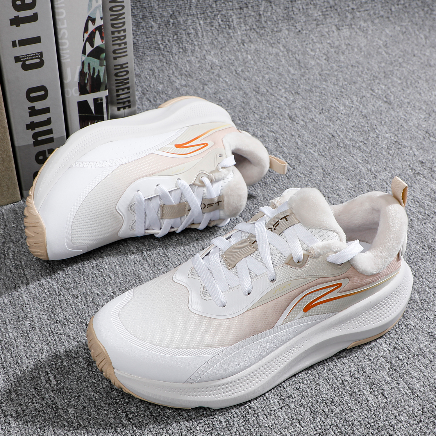 李宁运动潮流加绒保暖潮流休闲鞋女款2025冬季新款跑步防滑运动鞋