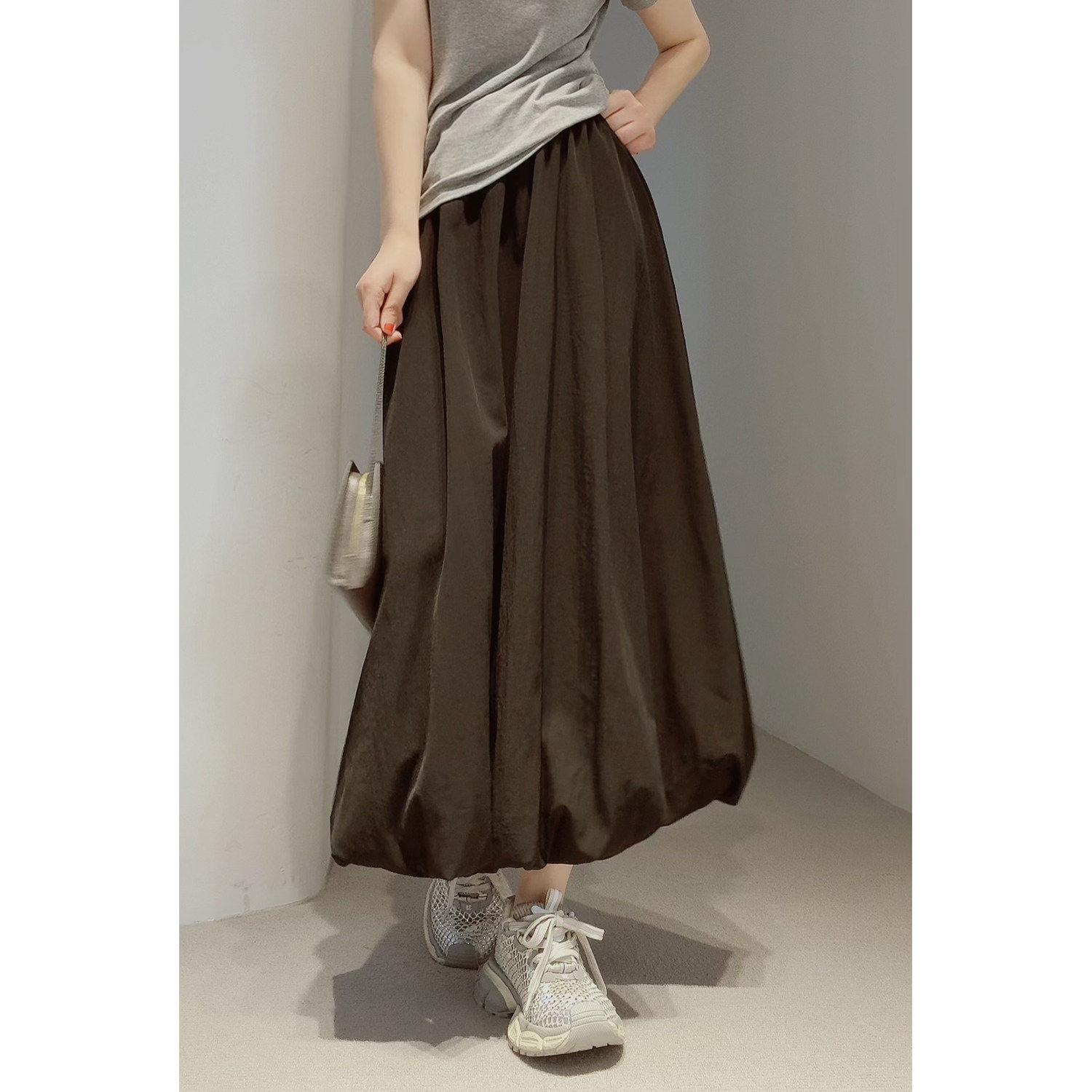 敲值力荐 春季新品松紧腰遮肉灯笼花苞半身裙蓬蓬裙