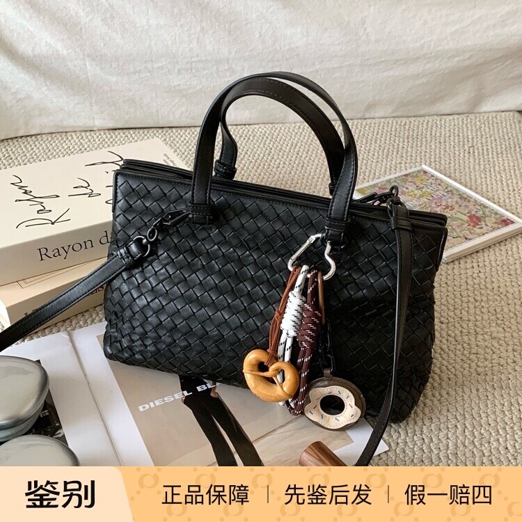 二手BV葆蝶家 黑色编织手提包小号 有长肩带
