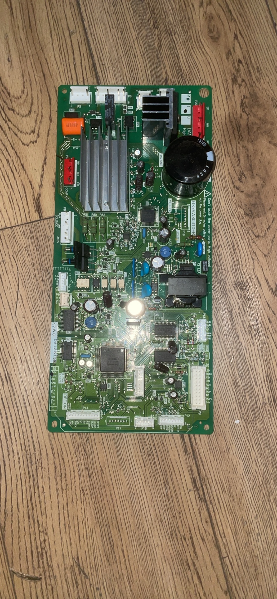 适用于东芝变频冰箱BCD-358WTC主板GK7VW80410-B控制板G0PMW11310