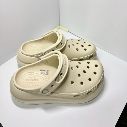 Crocs卡骆驰泡芙洞洞鞋男女2026新款凉拖鞋沙滩鞋户外凉鞋207521