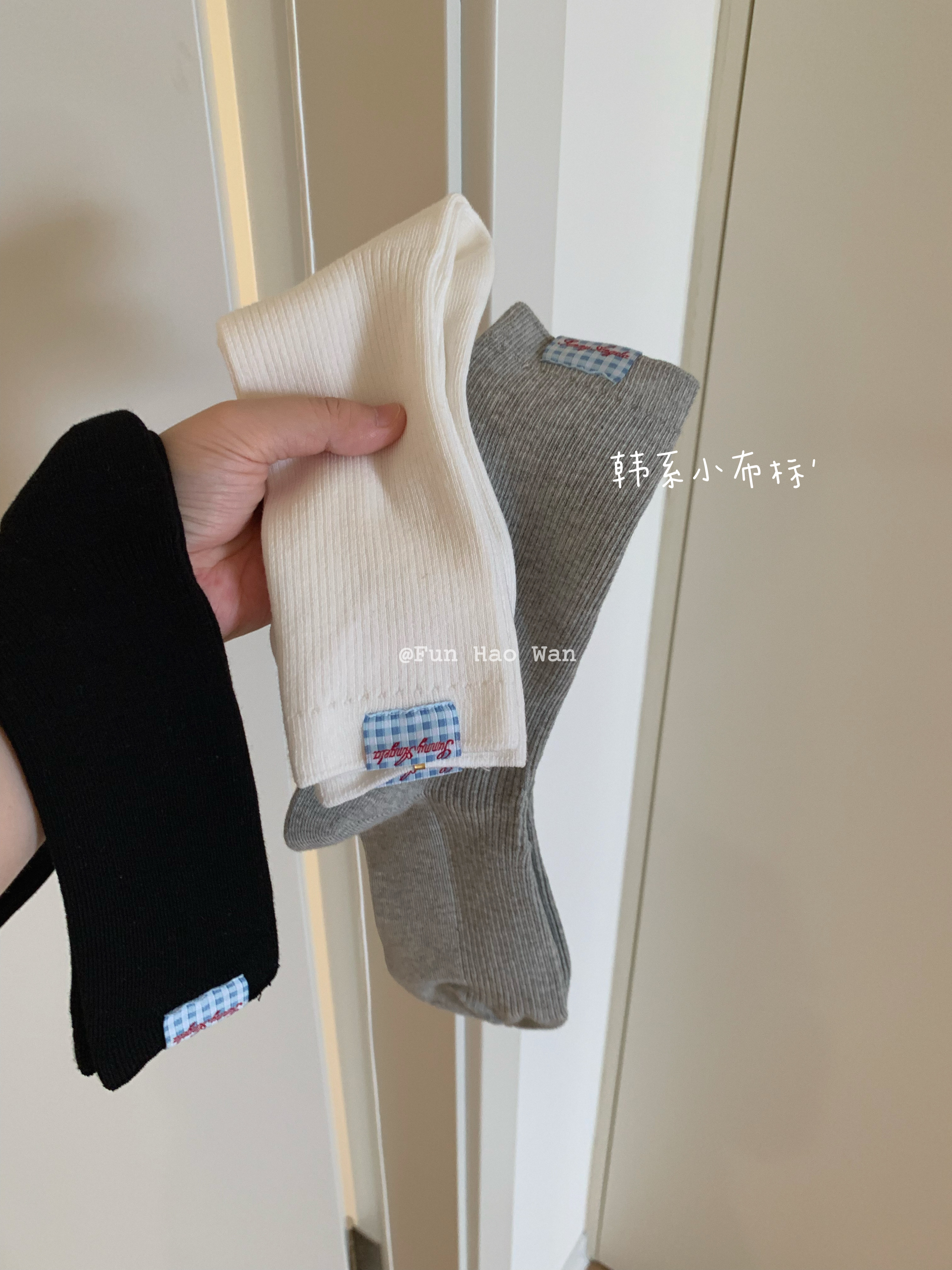 韩系小布标～无骨袜头 耐脏灰系基础厚度棉袜 通勤色堆堆袜女