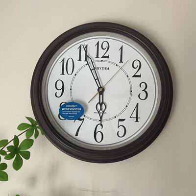 RHYTHM丽声挂钟客厅办公室静音简洁大气高档报时挂钟CMH726